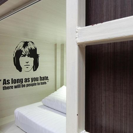Sleep Walker Poshtel Hostel Chiang Mai Bagian luar foto