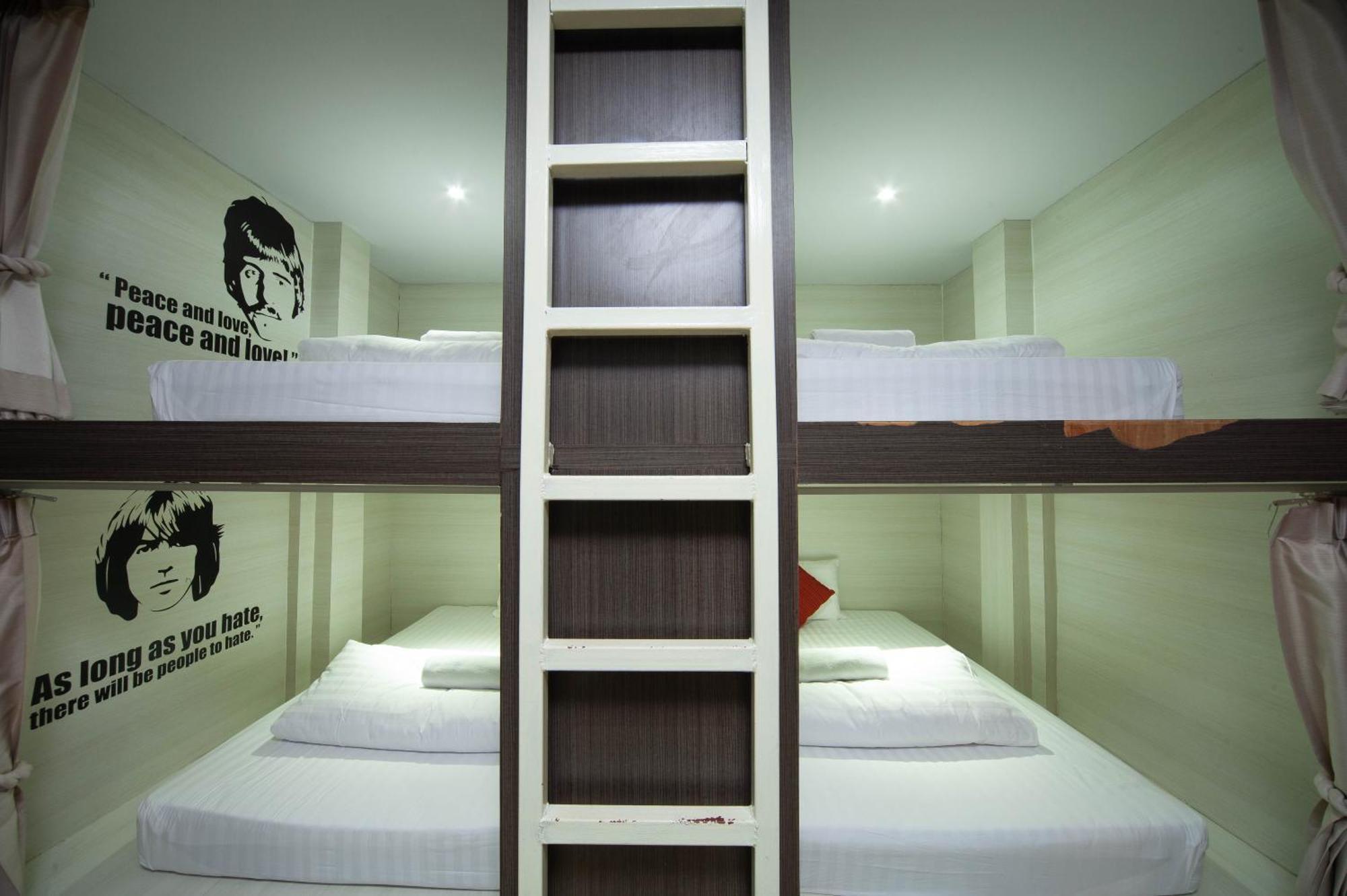 Sleep Walker Poshtel Hostel Chiang Mai Bagian luar foto
