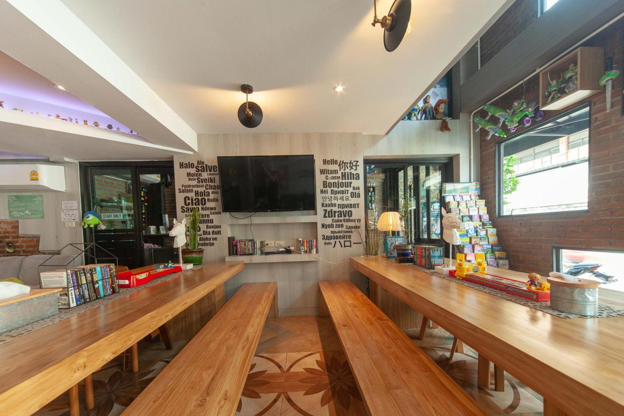 Sleep Walker Poshtel Hostel Chiang Mai Bagian luar foto