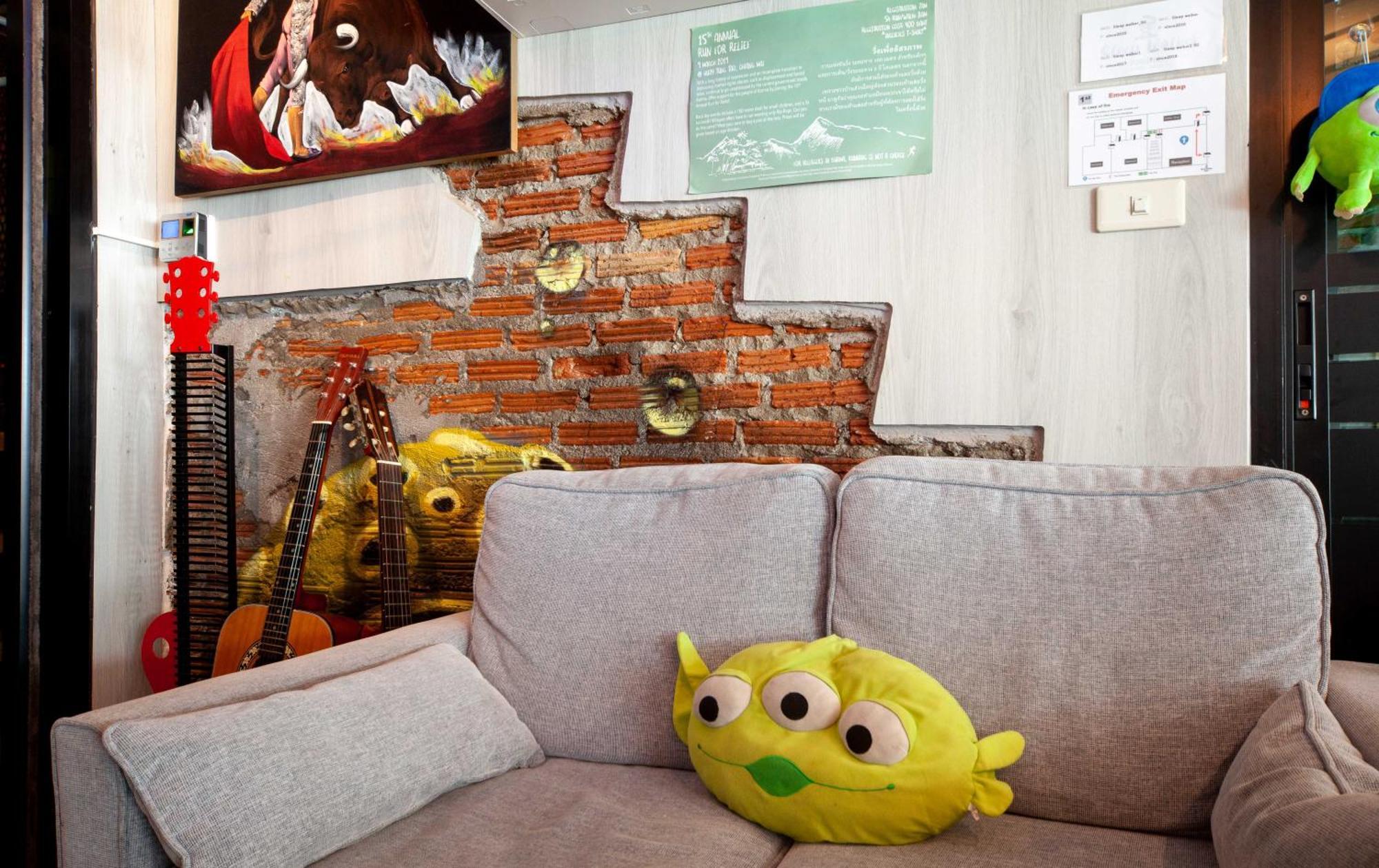 Sleep Walker Poshtel Hostel Chiang Mai Bagian luar foto